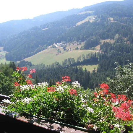 Gerstbreinhof לינה וארוחת בוקר 3*